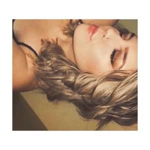 Meet your Posher, Molly